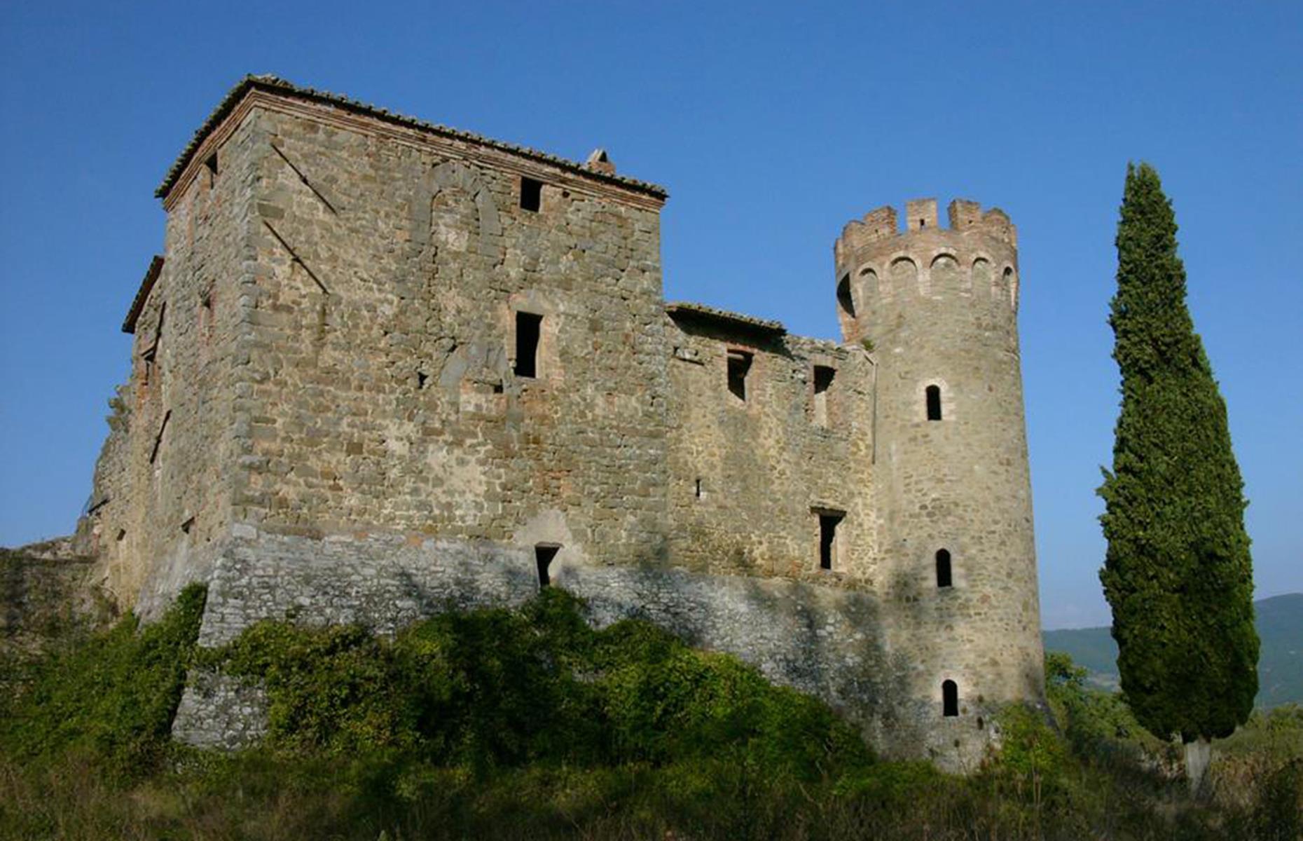 Medieval castle in Tuscany, Italy: $795,000 (£567k)